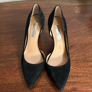 INC black leather suede pumps